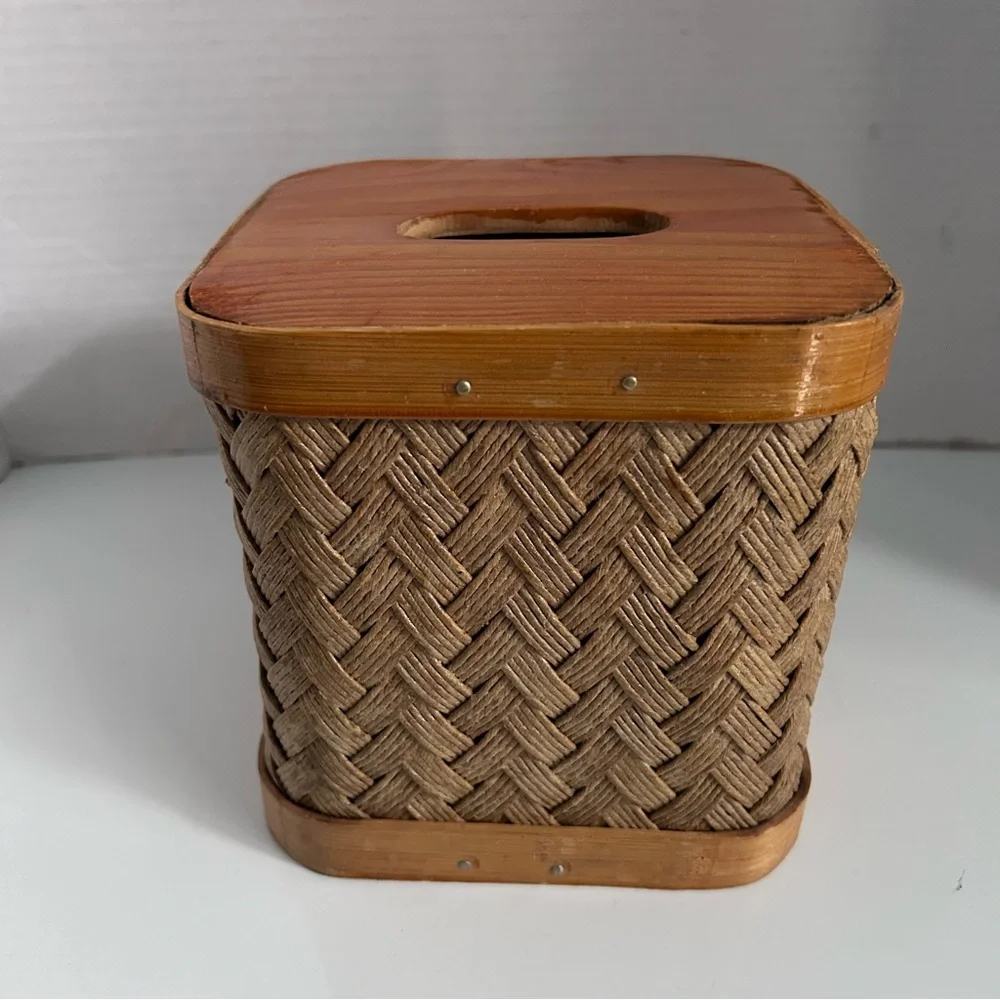 Square Rattan tissue box holder - Picture 2 of 6